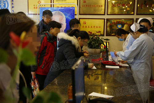 表皮移植治疗”基金援助火热征集中! 表皮移植治疗”基金援助火热征集中!